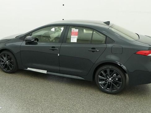 New 2026 Toyota Corolla SE FWD image 4