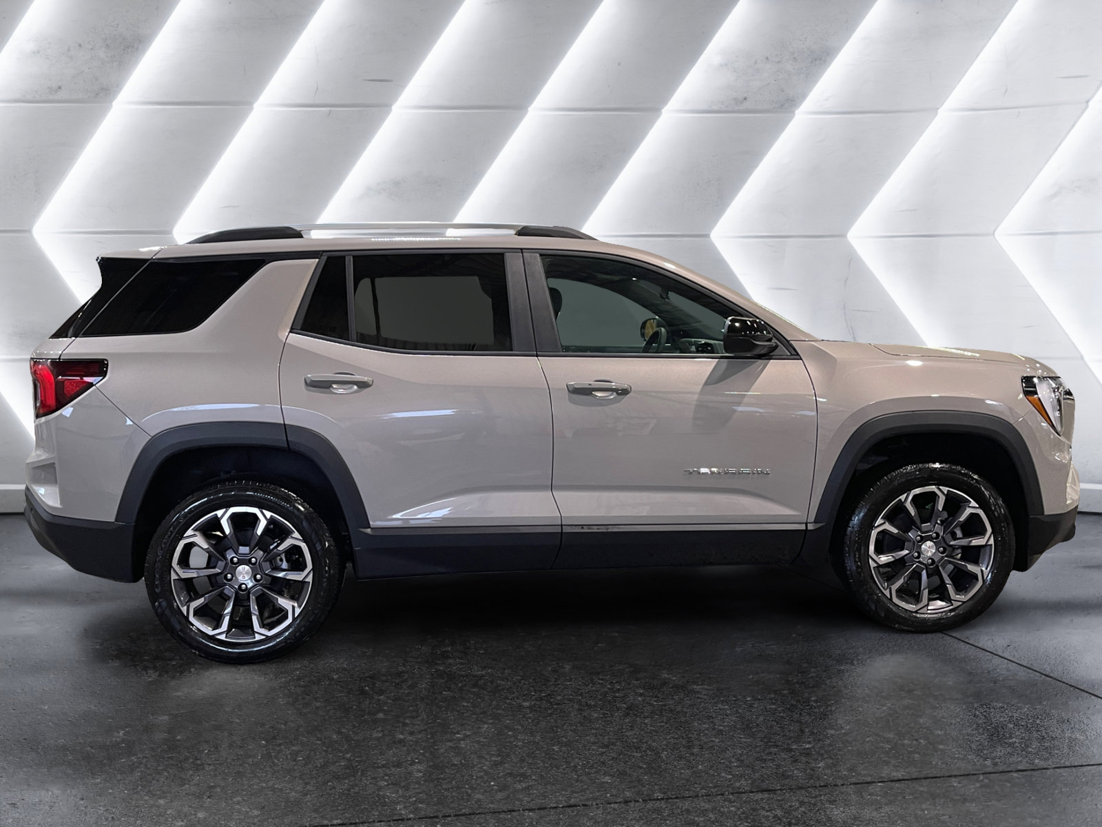 New 2027 GMC Terrain Elevation w/ Elevation Premium Package AWD/4WD image 7