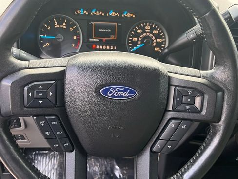 Used 2017 Ford F150 XLT w/ Equipment Group 302A Luxury image 5