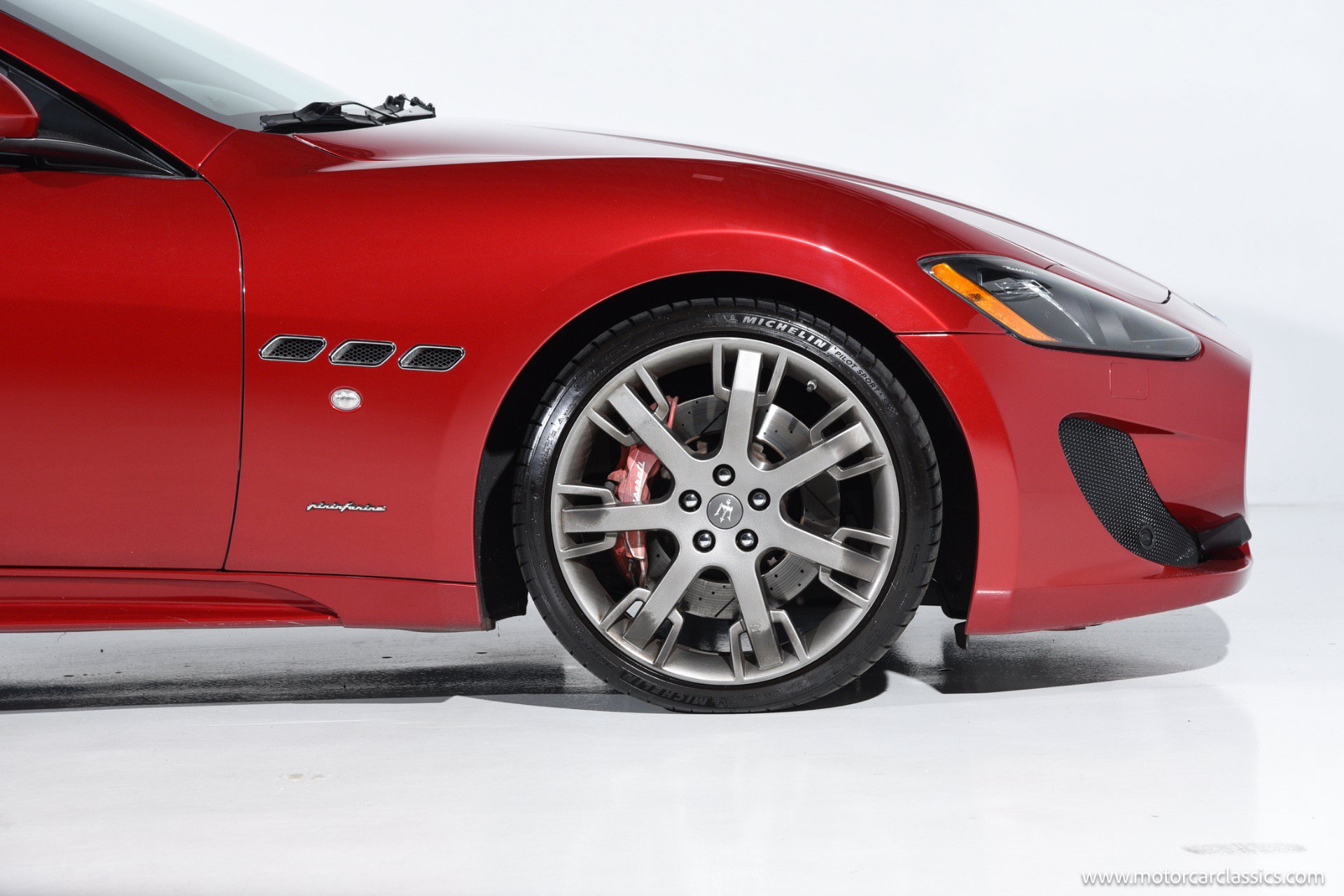 Used 2014 Maserati GranTurismo MC RWD image 11