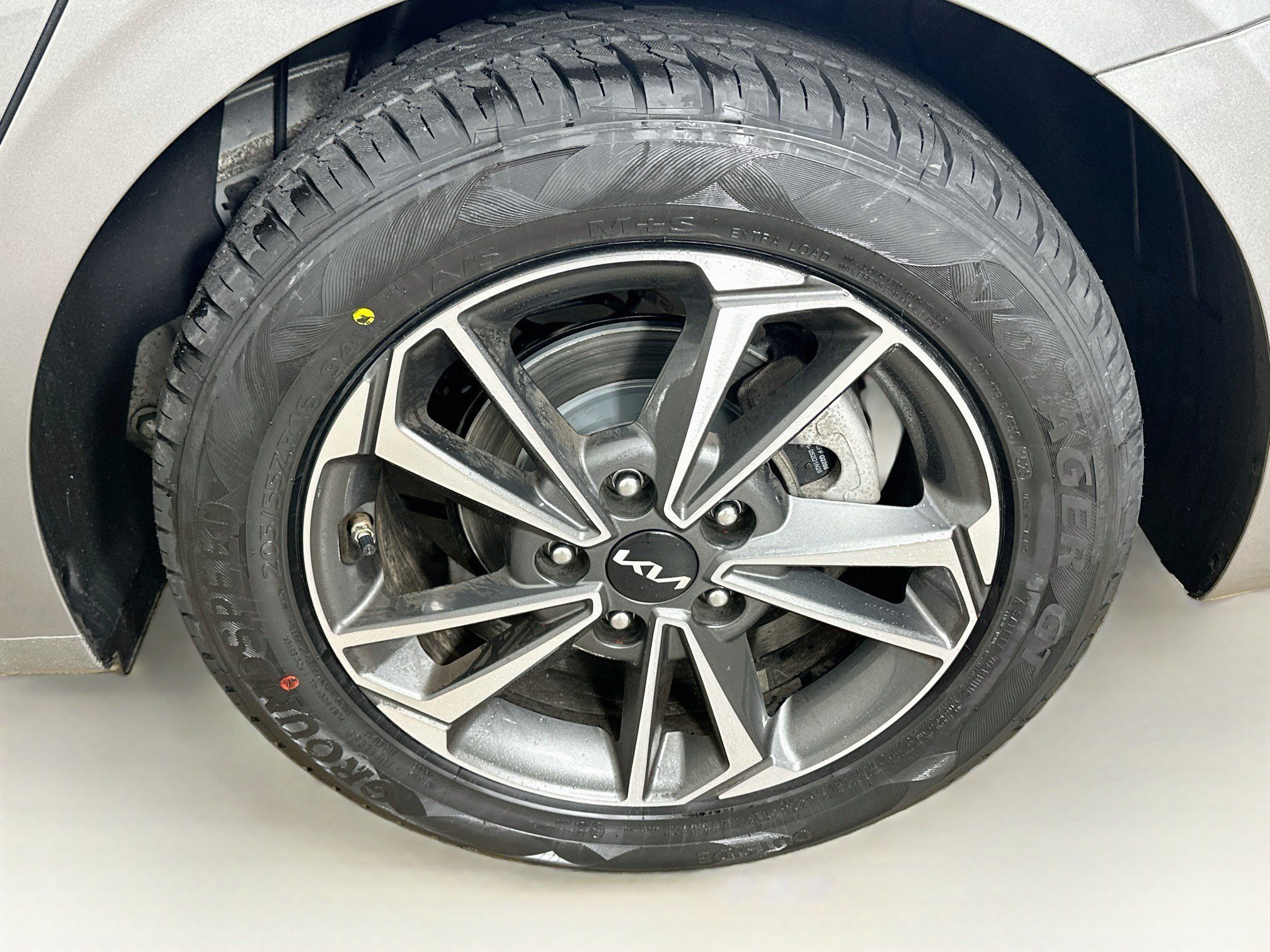 Used 2023 Kia Forte LXS w/ LXS Technology Package FWD image 11