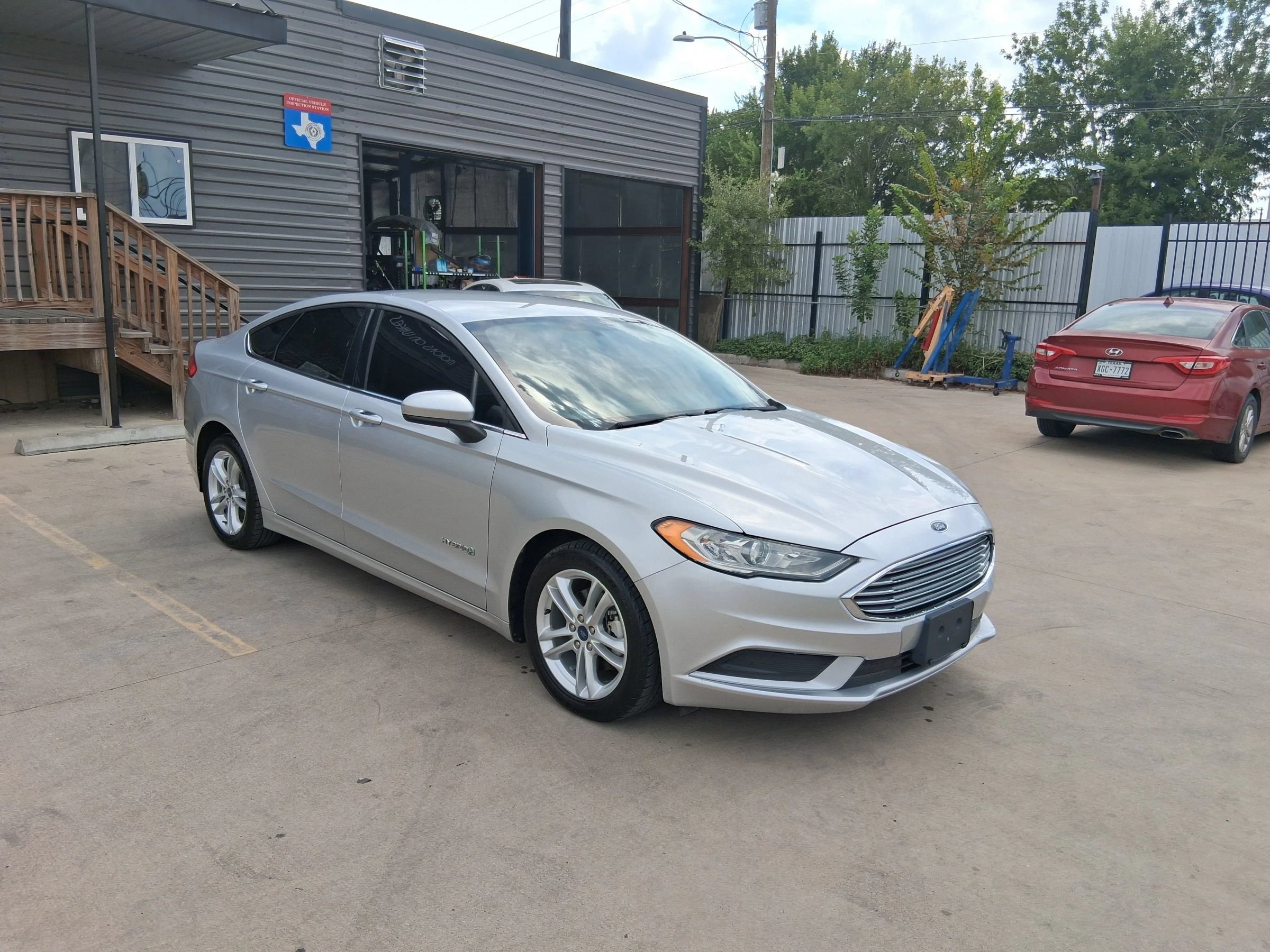 Used 2018 Ford Fusion S FWD image 11