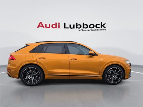 Used 2019 Audi Q8 Prestige w/ Luxury Package image 9
