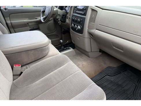 Used 2004 Dodge Ram 2500 Truck SLT w/ Trailer Tow Group image 17