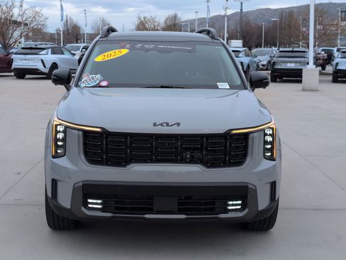 Certified 2025 Kia Sorento SX image 8