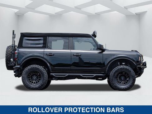 Used 2025 Ford Bronco Badlands AWD/4WD image 3