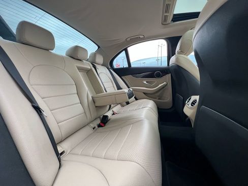 Used 2019 Mercedes-Benz C 300 Sedan image 26