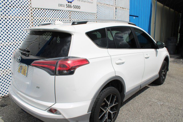 Used 2017 Toyota RAV4 SE FWD image 7