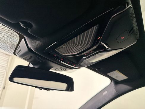 Used 2020 BMW 740i w/ M Sport Package RWD image 17