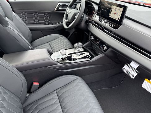 New 2025 Mitsubishi Outlander SEL image 25