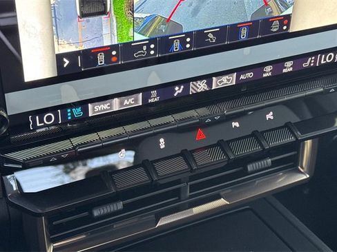 New 2025 GMC Hummer EV 3X w/ LPO, Dark Essentials Package image 24