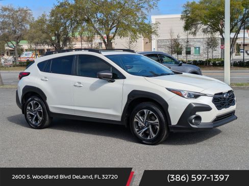 Used 2024 Subaru Crosstrek 2.0i Premium image 1