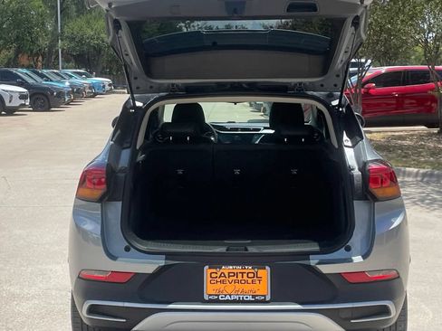 Certified 2023 Buick Encore GX Preferred w/ Cold Weather Comfort Package AWD/4WD image 25