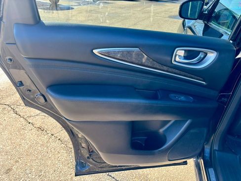 Used 2015 INFINITI QX60 AWD w/ Premium Package image 21