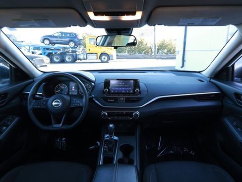 Used 2024 Nissan Altima 2.5 S image 26