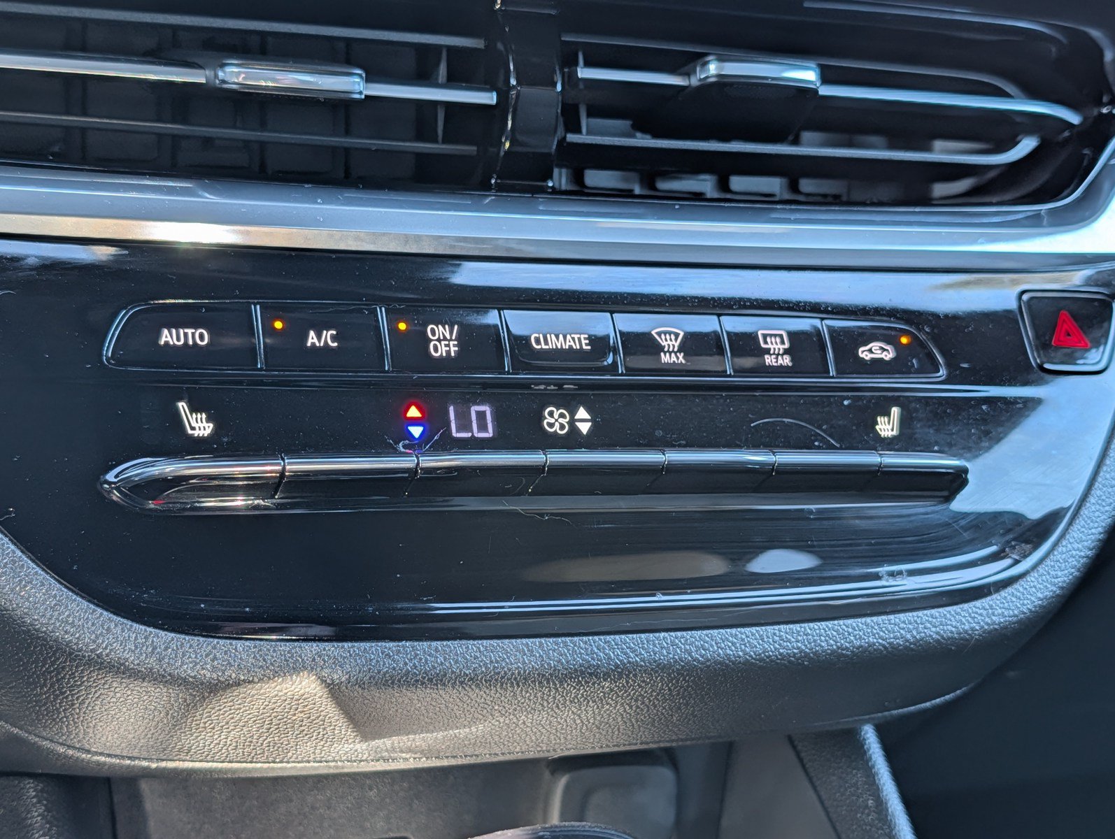 Used 2024 Buick Envista Avenir FWD image 31