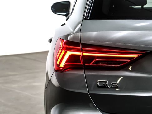 Used 2025 Audi Q3 2.0T Premium Plus w/ Premium Plus Package image 16