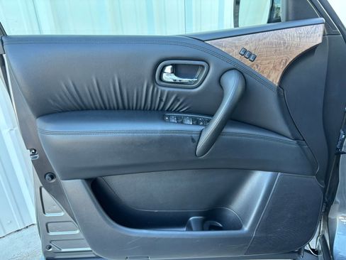 Used 2023 Nissan Armada SL image 13