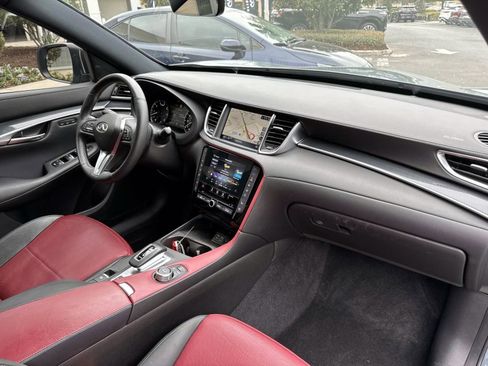 Used 2023 INFINITI QX50 Sport image 16