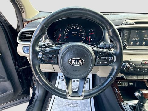 Used 2018 Kia Sorento EX w/ EX Advanced Touring Package FWD image 12
