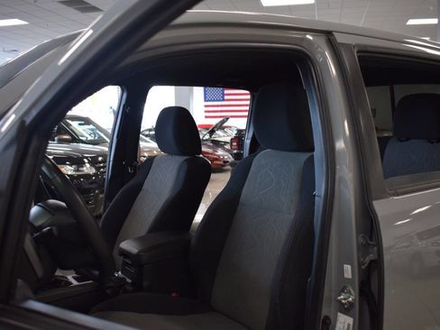 Used 2021 Toyota Tacoma TRD Sport w/ Technology Package image 43