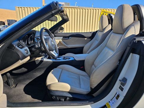 Used 2014 BMW Z4 sDrive28i image 19