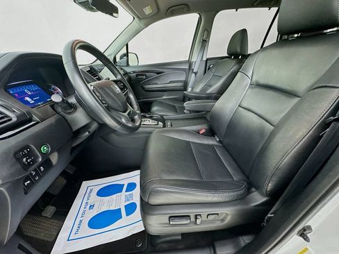 Used 2020 Honda Pilot Touring image 28