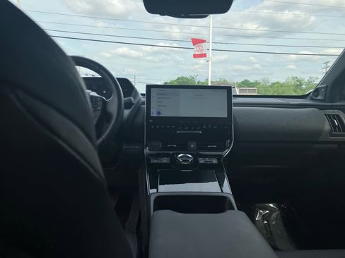 Used 2023 Toyota bZ4X Limited w/ Weather Package image 30