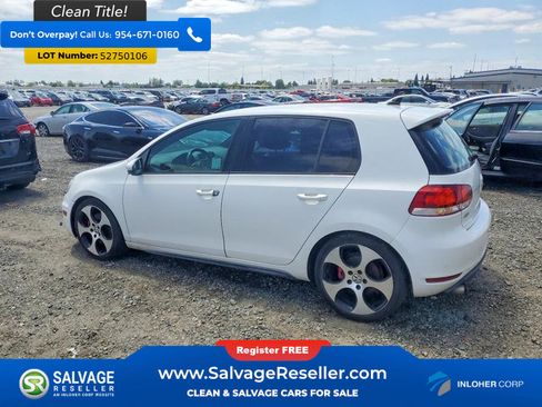 Used 2011 Volkswagen Golf 4-Door FWD image 3
