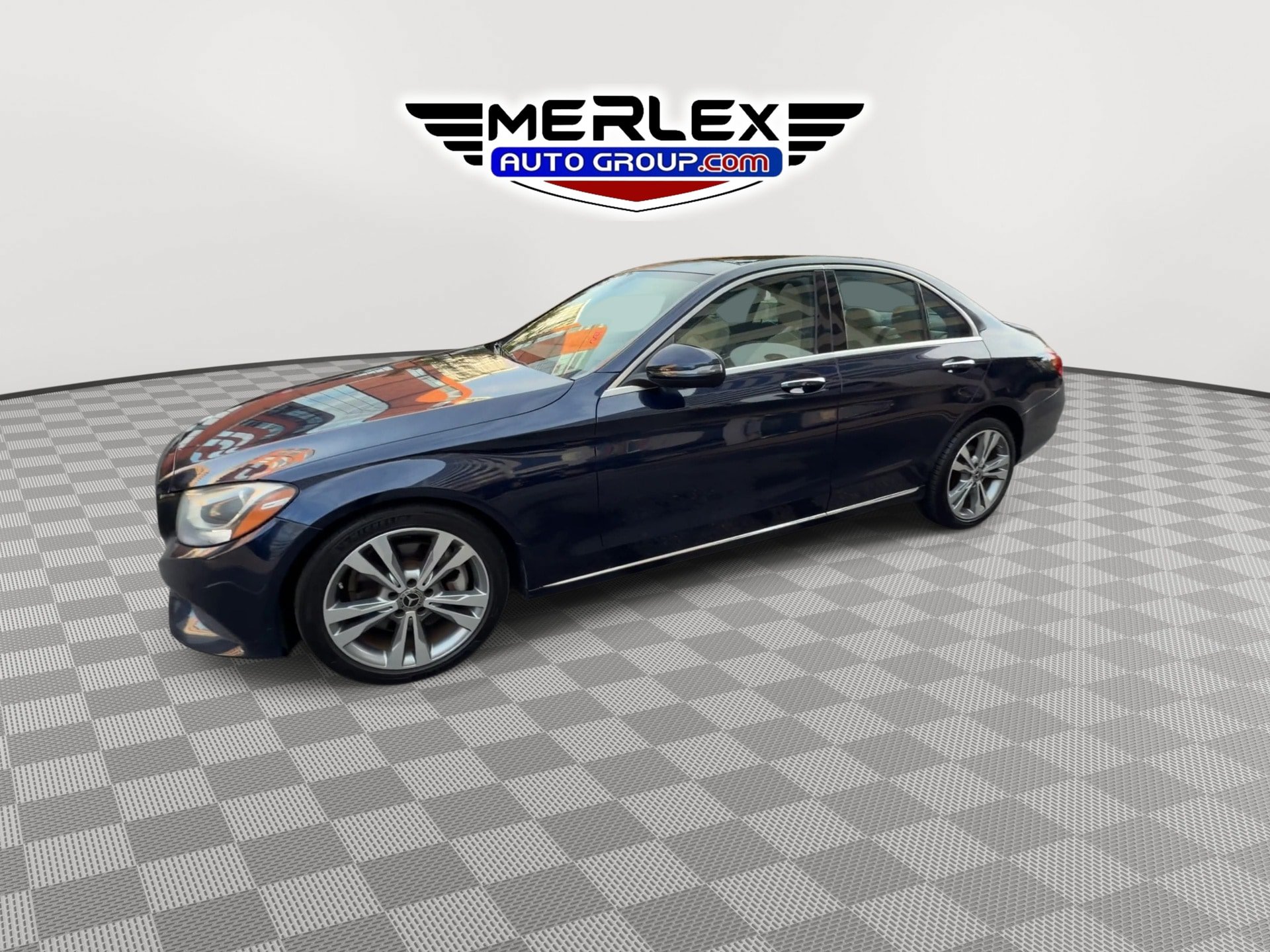 Used 2018 Mercedes-Benz C 300 Sedan w/ Premium Package image 4
