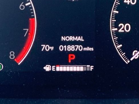 Used 2024 Honda CR-V LX image 8