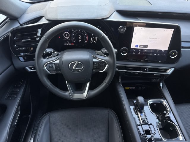 Used 2024 Lexus RX 350 FWD w/ Technology Package image 11