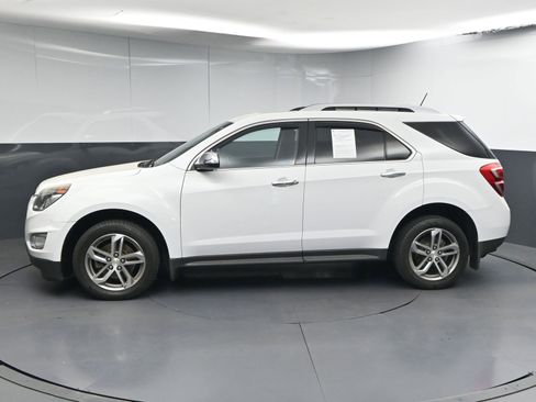 Used 2016 Chevrolet Equinox LTZ w/ Enhanced Convenience Package image 4