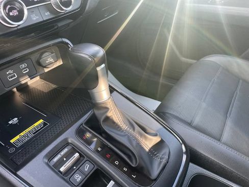 Used 2025 Honda CR-V EX-L image 27