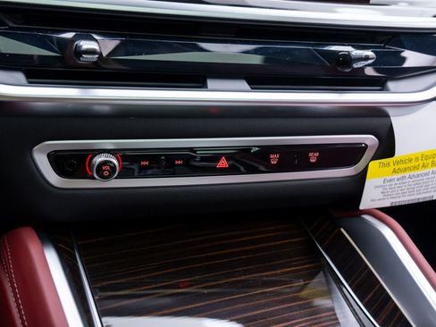 New 2026 BMW X6 M60i image 27