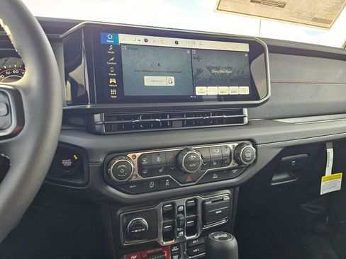 New 2026 Jeep Wrangler Unlimited Rubicon image 19