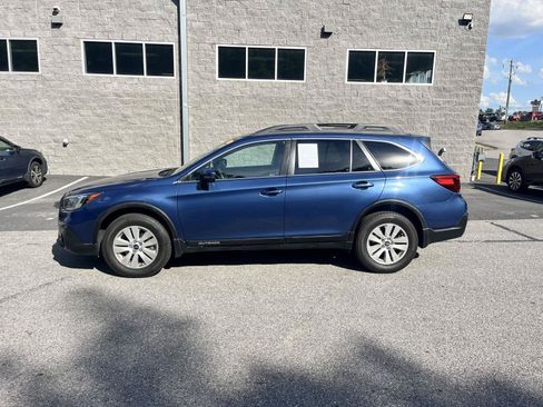 Used 2019 Subaru Outback 2.5i Premium w/ Popular Package #2 AWD/4WD image 5