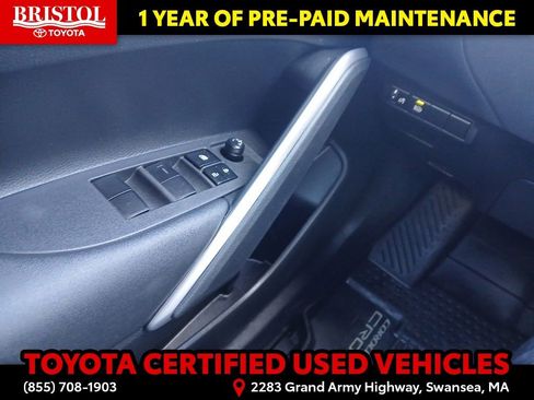 Certified 2023 Toyota Corolla Cross LE w/ Moonroof Package image 22