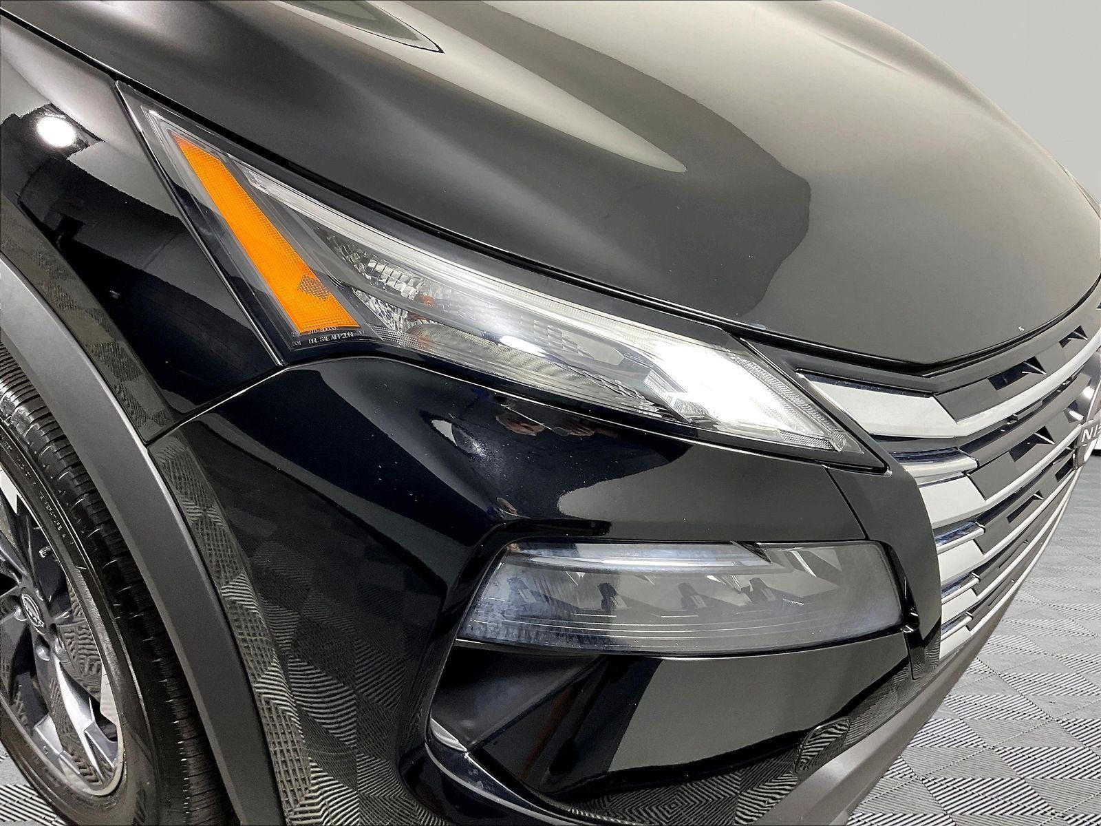 Certified 2026 Nissan Rogue SV FWD image 30
