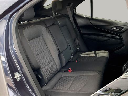 Used 2018 Chevrolet Equinox LT FWD image 20