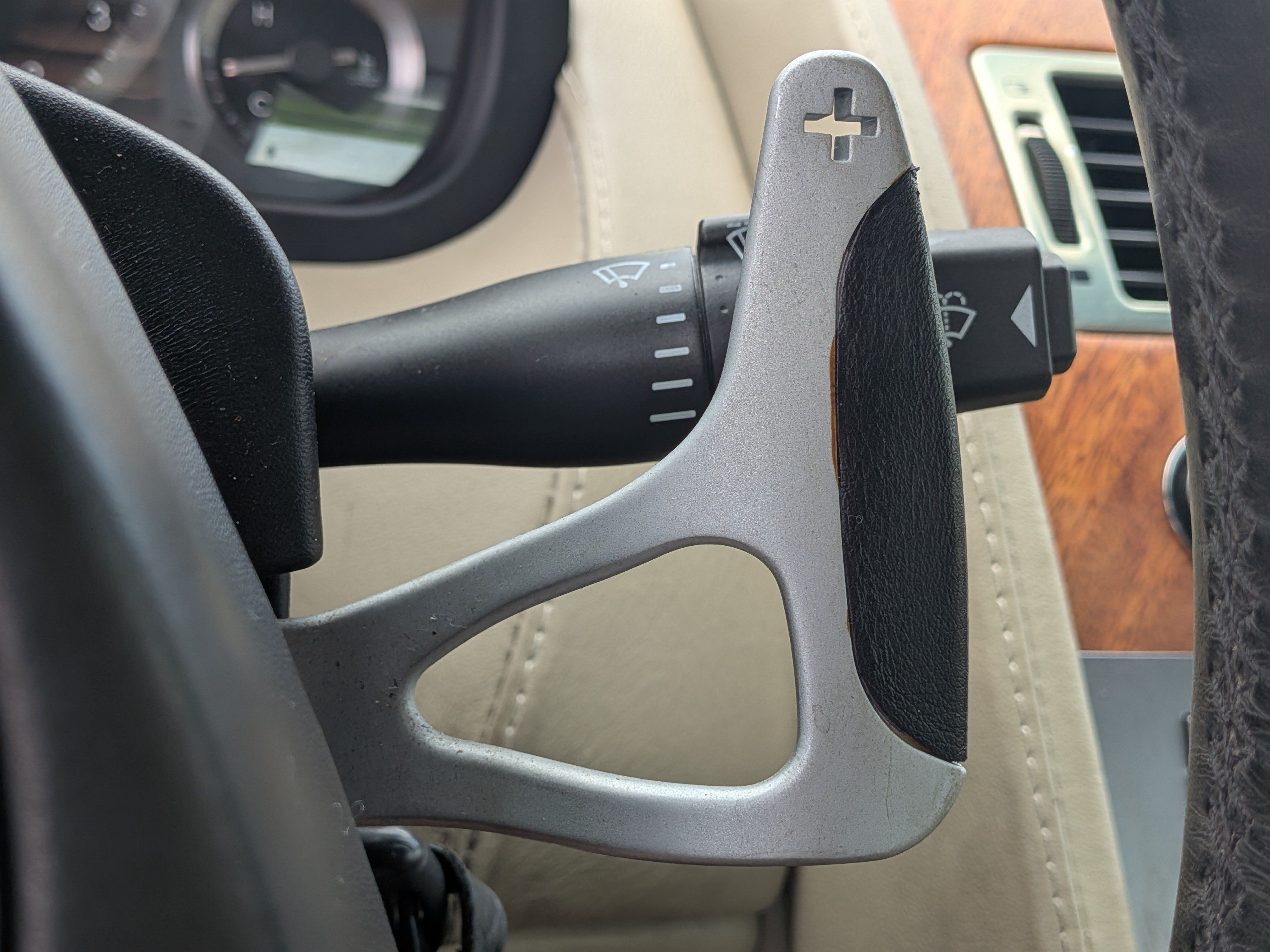 Used 2005 Aston Martin DB9 Coupe RWD image 23