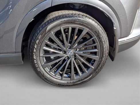 Certified 2025 Lexus RX 350h image 25