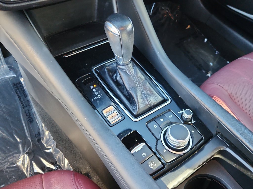 Used 2021 MAZDA MAZDA6 Carbon Edition FWD image 23
