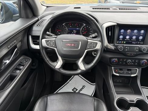 Used 2024 GMC Terrain SLT AWD/4WD image 32