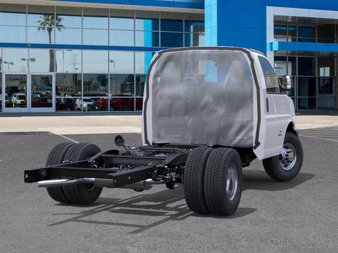 New 2025 Chevrolet Express 3500 w/ Power Convenience Package image 28