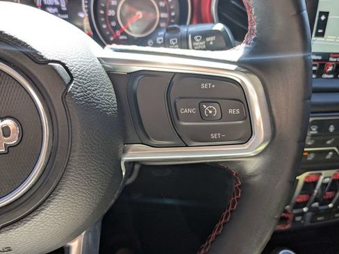 Used 2018 Jeep Wrangler Unlimited Rubicon AWD/4WD image 27