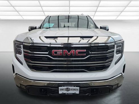 Used 2023 GMC Sierra 1500 SLT w/ SLT Convenience Package image 8