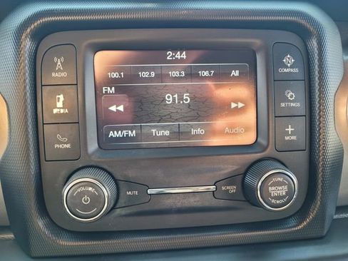 Used 2019 Jeep Wrangler Unlimited Sport S image 26