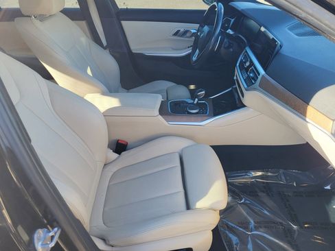 Used 2020 BMW 330i xDrive 330i xDrive w/ Convenience Package image 23