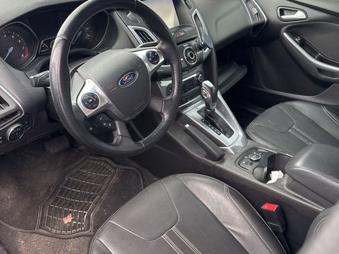 Used 2014 Ford Focus Titanium FWD image 5